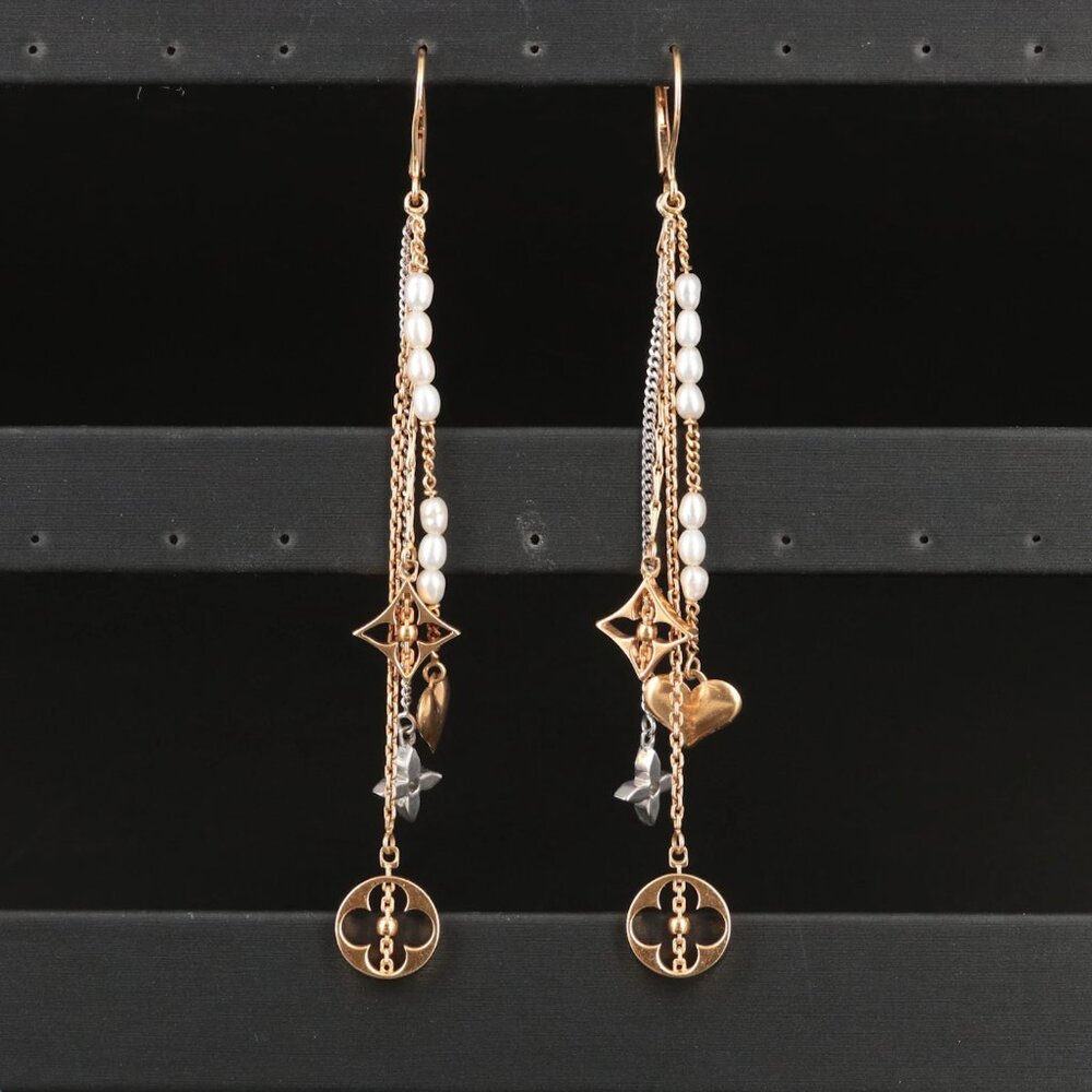 Louis Vuitton Pandantif Dreille 18K Monogram Pearl Dangle Earrings